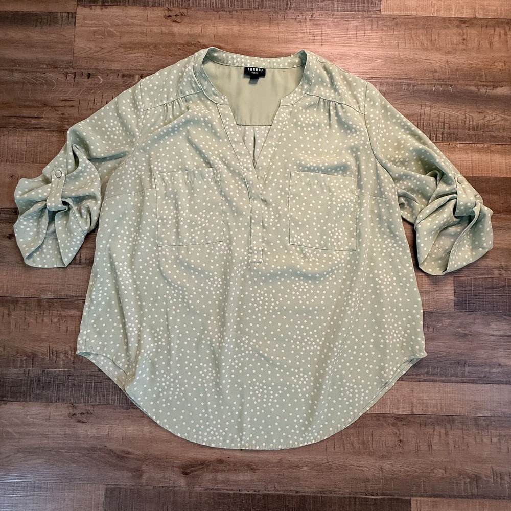 Torrid Mint Green White Polka Dot Harper 3/4 Sleeve Georgette Blouse Top 00